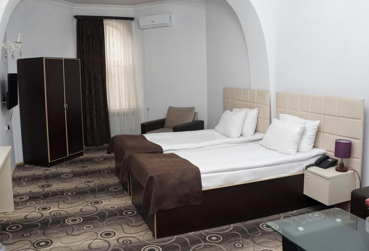 Nor Yerevan Hotel Экстерьер фото